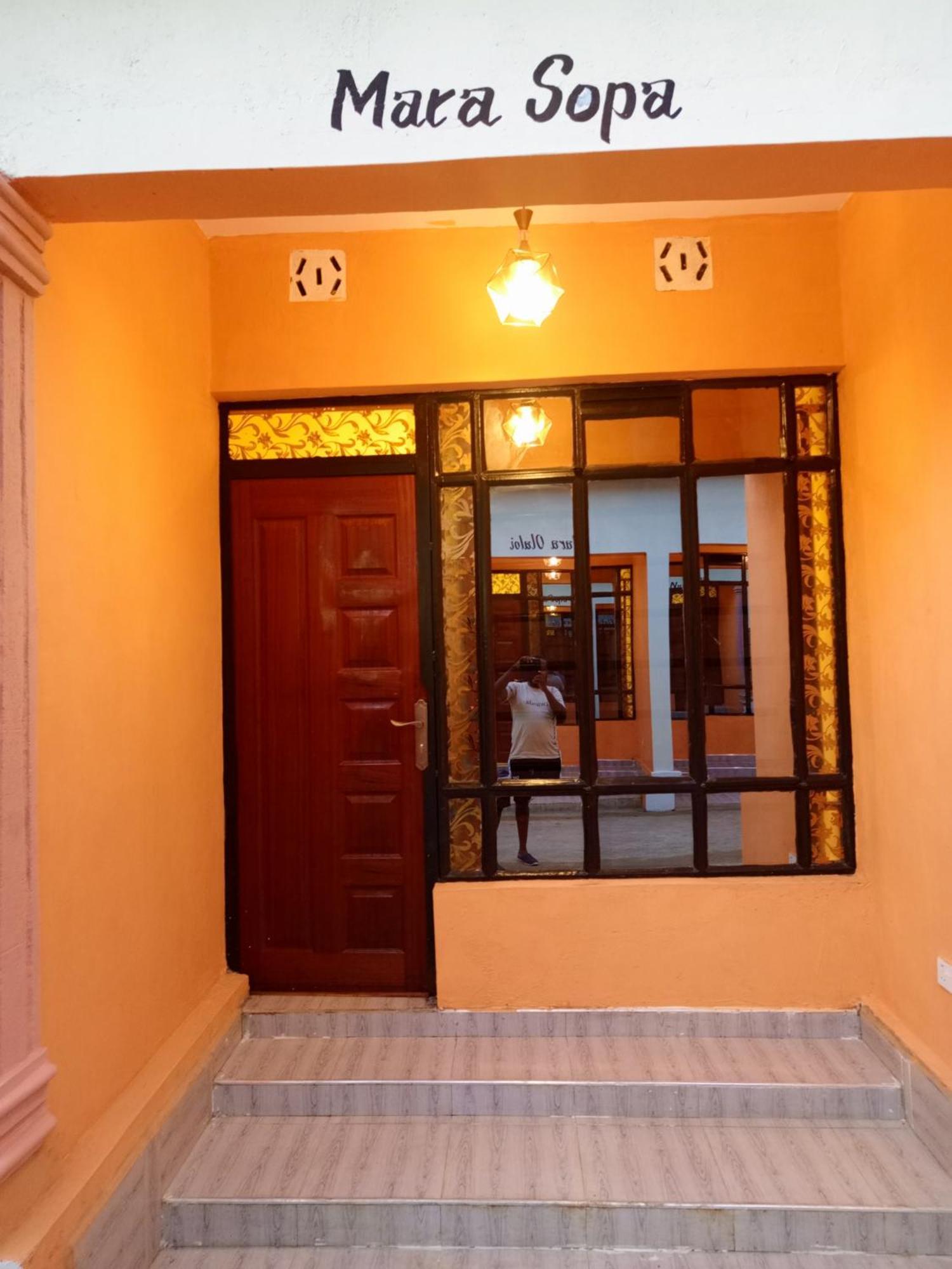 The Mara Resort Kitui エクステリア 写真