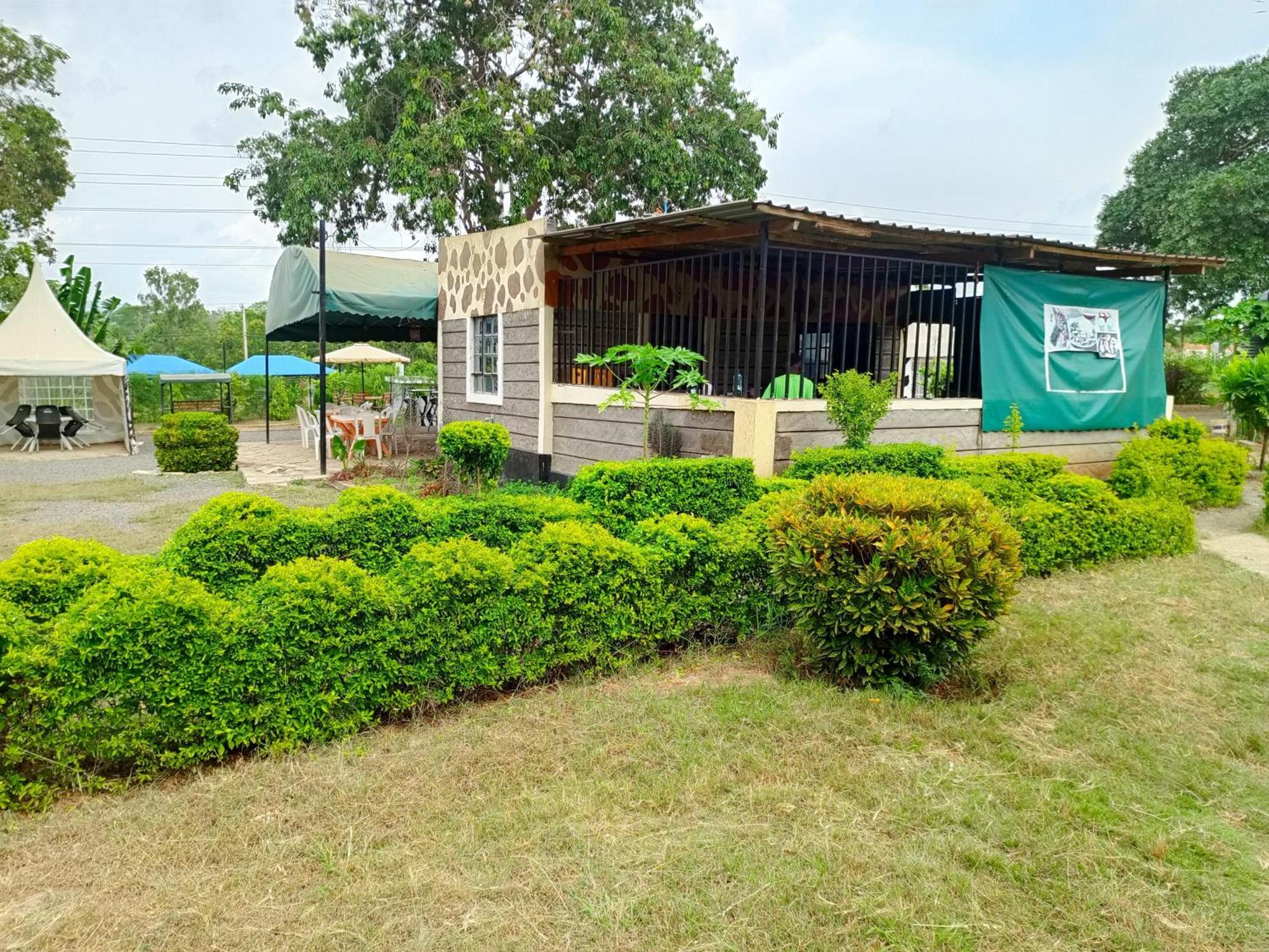 The Mara Resort Kitui エクステリア 写真