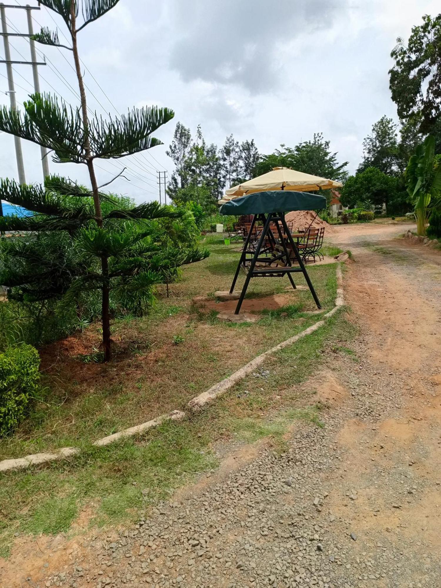 The Mara Resort Kitui エクステリア 写真
